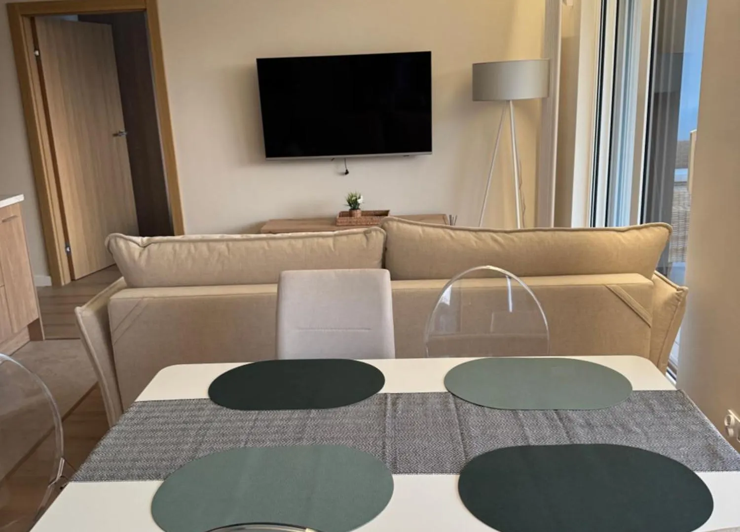 4Summer Golden Dune - Parking, Przestronne Mieszkanie 50M2, Caly Apartament Do Dyspozycji, Duzy Taras Z Pieknym Zachodem Slonca Parkplatz, Geraeumige Wohnung Mit 50 M2, Ganzes Apartment Zur Verfuegung, Grosse Terrasse Mit Wunderschoenem Sonnenunterga 科沃布热格